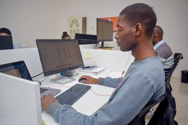PwC Report: Kenyans Spend 76% of Personal Entertainment Budget on Internet Data